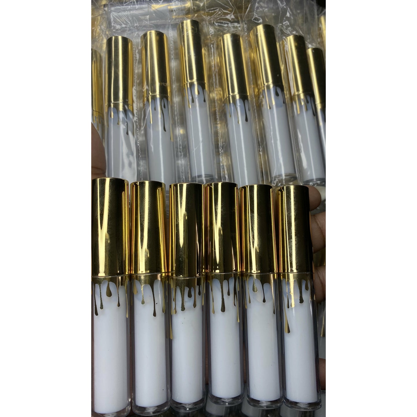 Eye lash glue