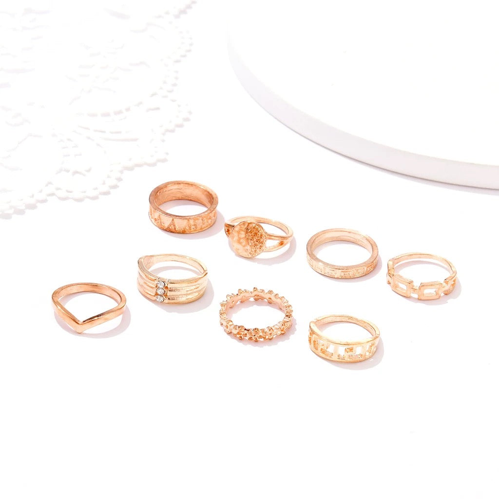 Cute gold rings 8 pieces