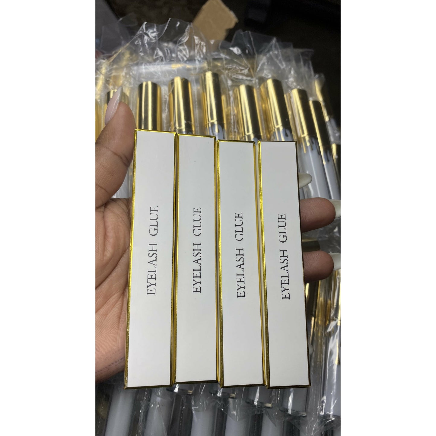 Eye lash glue
